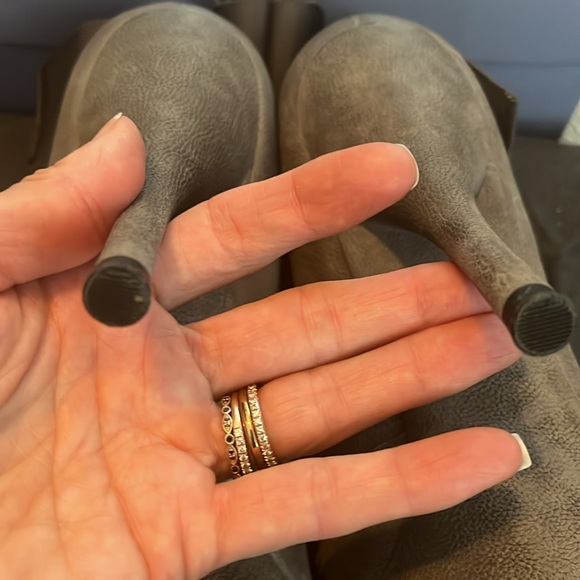 Vera Wang Granite Suede Leather Royce Peep Toe Bow  Platform Ankle Booties - Picture 8 of 12